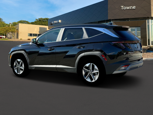 Phantom Black 2025 Hyundai TUCSON SEL Convenience