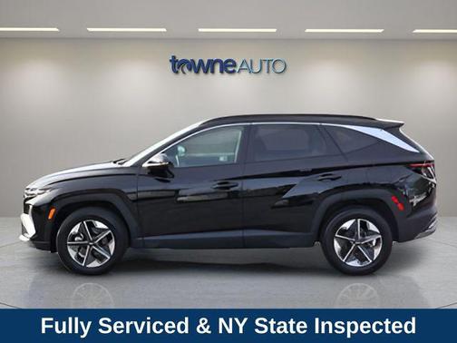 Phantom Black 2025 Hyundai TUCSON SEL Convenience