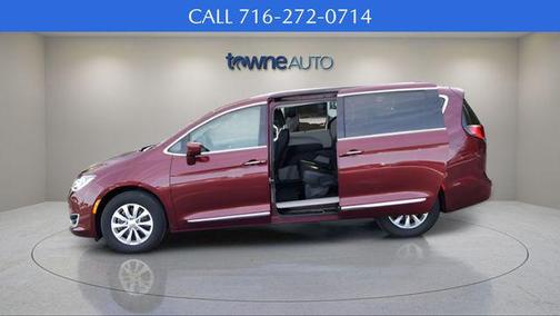 2018 Chrysler Pacifica Touring-L