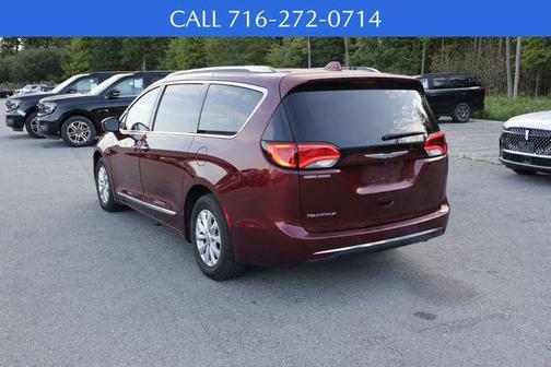 2018 Chrysler Pacifica Touring-L