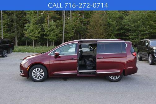 2018 Chrysler Pacifica Touring-L
