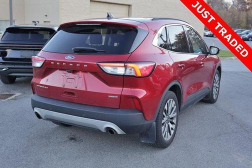 2020 Ford Escape Titanium