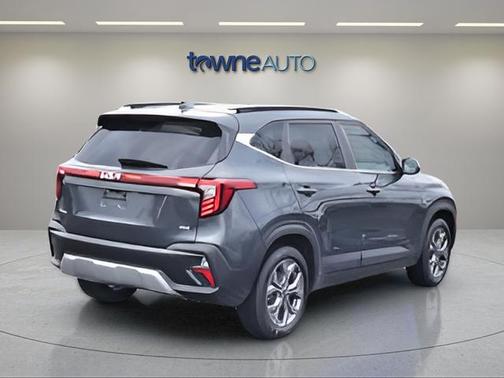 Gravity Gray 2024 Kia Seltos S