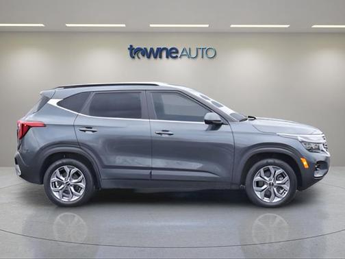 Gravity Gray 2024 Kia Seltos S
