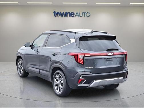 Gravity Gray 2024 Kia Seltos S