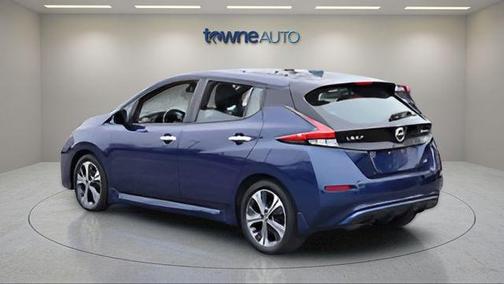 Deep Blue Pearl 2021 Nissan Leaf SV 40 kWh