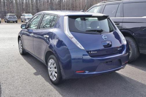 Deep Blue Pearl 2021 Nissan Leaf SV 40 kWh