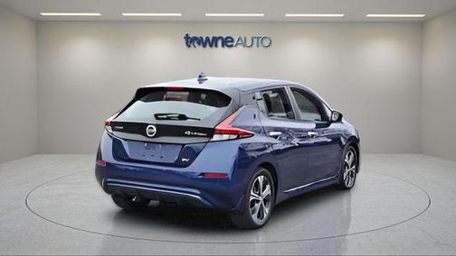 Deep Blue Pearl 2021 Nissan Leaf SV 40 kWh