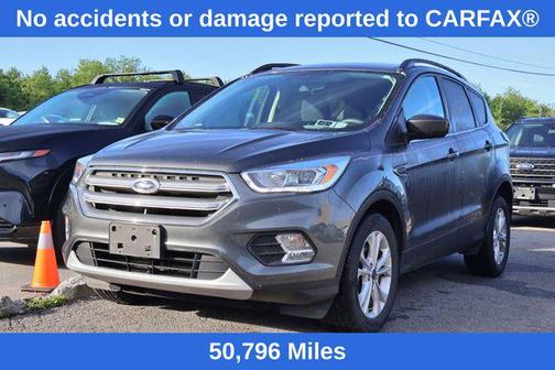MAGNETIC METALLIC 2017 Ford Escape SE