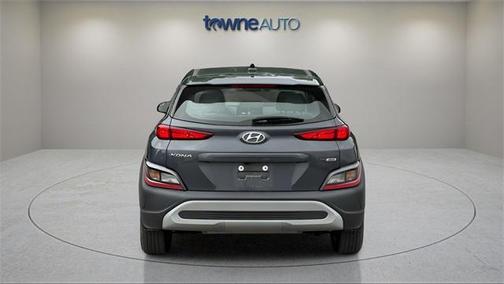2022 Hyundai KONA SE
