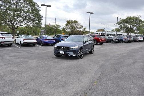 Denim Blue Metallic 2024 Volvo XC60 B5 Plus Dark Theme