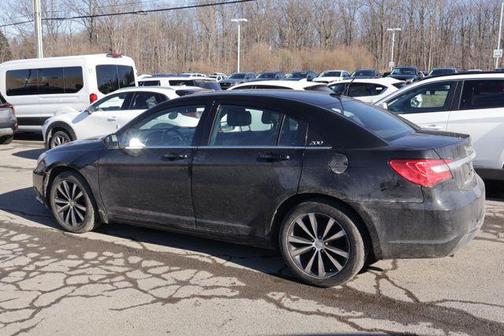 2013 Chrysler 200 Limited