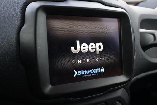 2023 Jeep Renegade Trailhawk