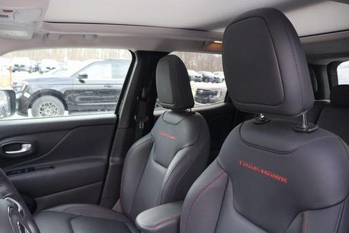 2023 Jeep Renegade Trailhawk