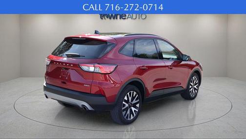 2020 Ford Escape SE