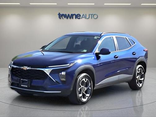 Blue Glow Metallic 2024 Chevrolet Trax LT