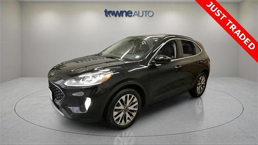 2022 Ford Escape Titanium