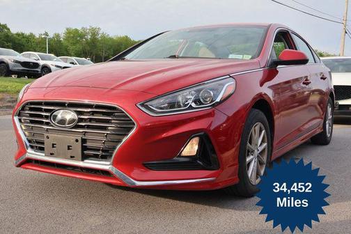 Scarlet Red 2019 Hyundai SONATA SE