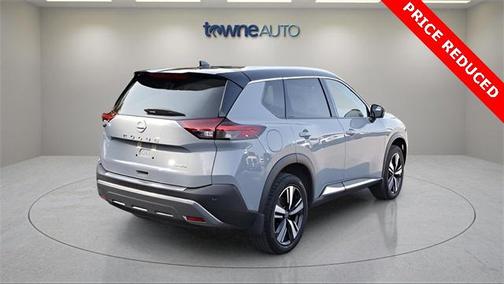 2022 Nissan Rogue SL