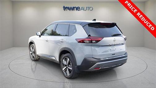 2022 Nissan Rogue SL