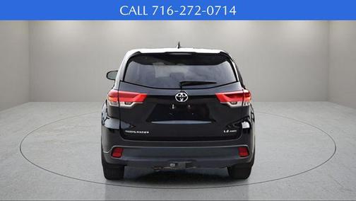 2017 Toyota Highlander LE