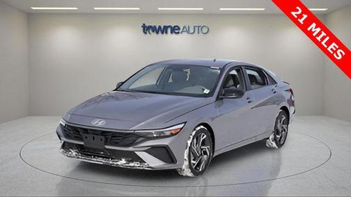 2025 Hyundai ELANTRA Sport