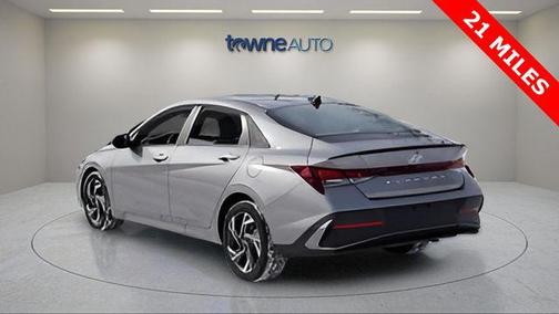 2025 Hyundai ELANTRA Sport