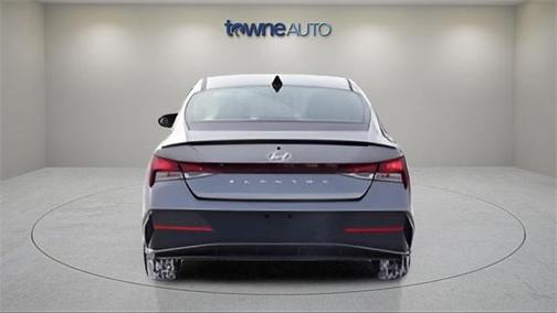 2025 Hyundai ELANTRA Sport