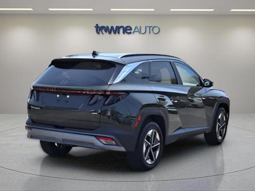 Rockwood Green 2025 Hyundai TUCSON SEL Convenience