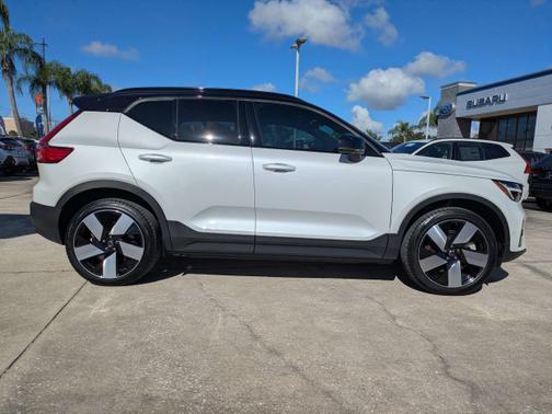 2024 Volvo XC40 Recharge Pure Electric Plus