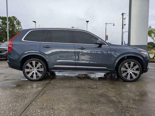 2023 Volvo XC90 
