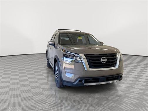 2025 Nissan Pathfinder Platinum FWD