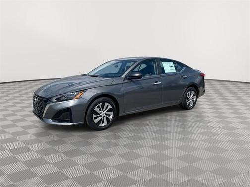 2025 Nissan Altima S FWD