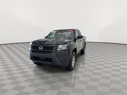 2025 Nissan Frontier S