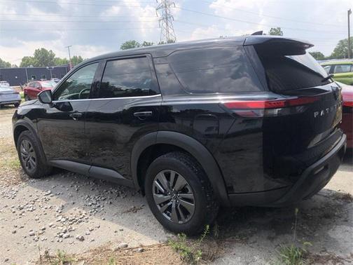 2025 Nissan Pathfinder S 4WD