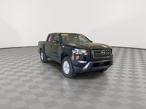 Super Black 2024 Nissan Frontier SV