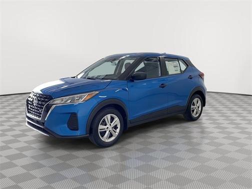 2025 Nissan Kicks S
