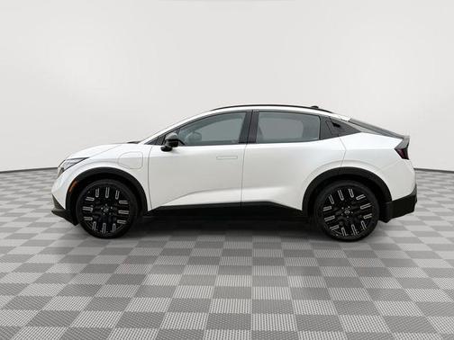 2026 Nissan Leaf PLATINUM+