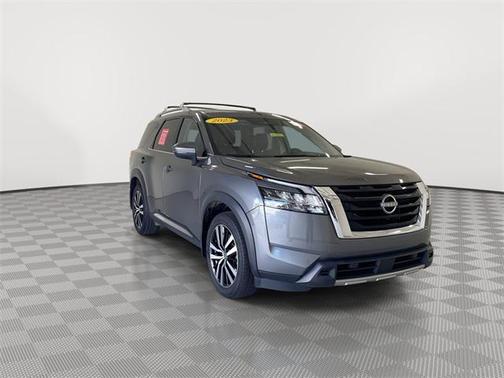 2023 Nissan Pathfinder Platinum 4WD