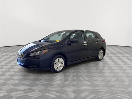 2025 Nissan Leaf S