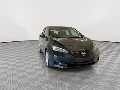 2025 Nissan Leaf S