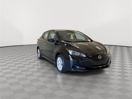 2025 Nissan Leaf S