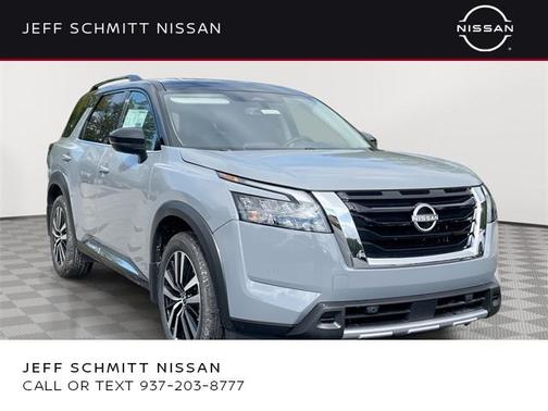2025 Nissan Pathfinder Platinum