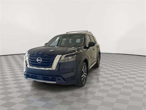 2025 Nissan Pathfinder Platinum 4WD