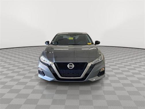 2022 Nissan Altima SR VC-Turbo FWD