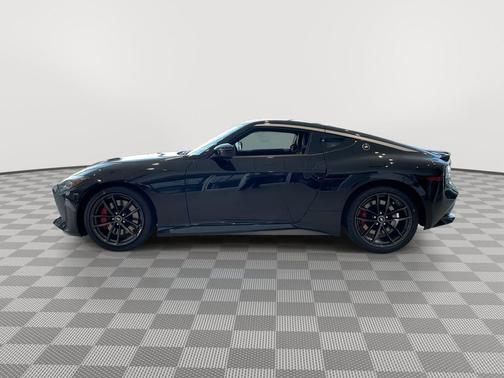 Black Diamond Pearl 2026 Nissan Z Performance