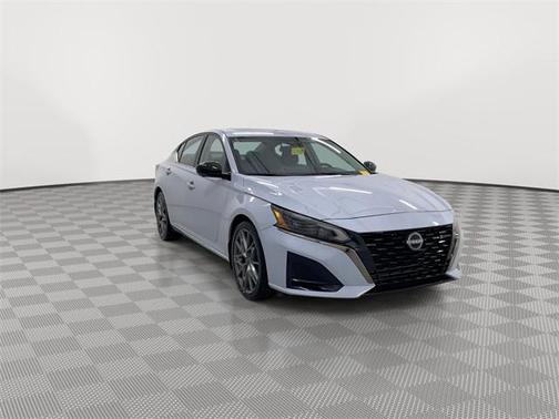 2024 Nissan Altima SR VC-Turbo FWD