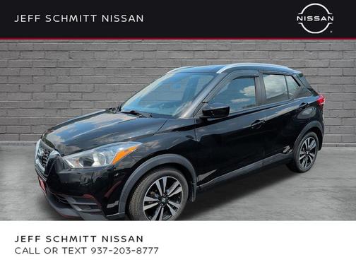Super Black 2018 Nissan Kicks SV