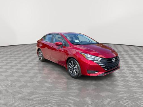 Scarlet Ember Tintcoat 2025 Nissan Versa 1.6 SV