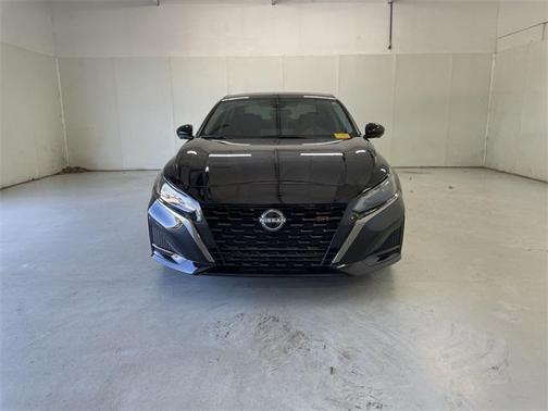 2024 Nissan Altima SR VC-Turbo FWD